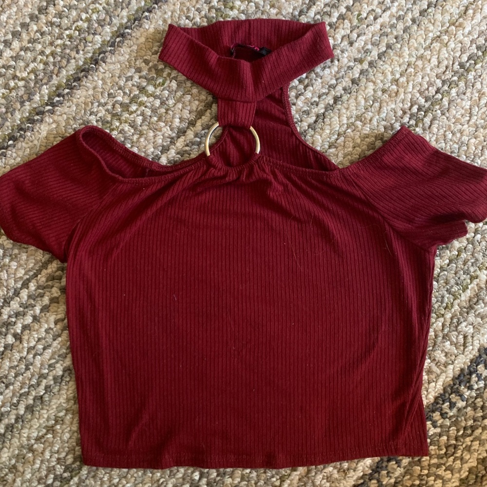Maroon crop top size S